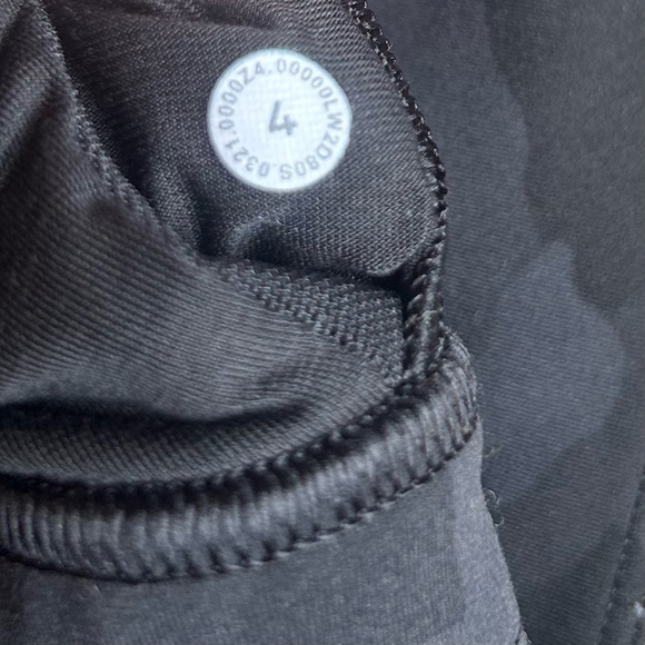 LULULEMON Wunder Train Longline Bra - Heritage 365 Camo Deep Coal Multi Size 4 - Picture 6 of 6